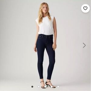 Levi's 721 High Rise Skinny Jeans